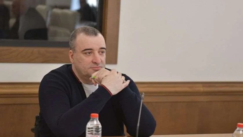 რატი იონათამიშვილი 