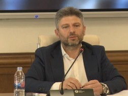 დაჩი ცაგურია