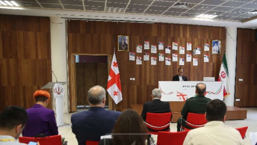 ირანის ელჩი