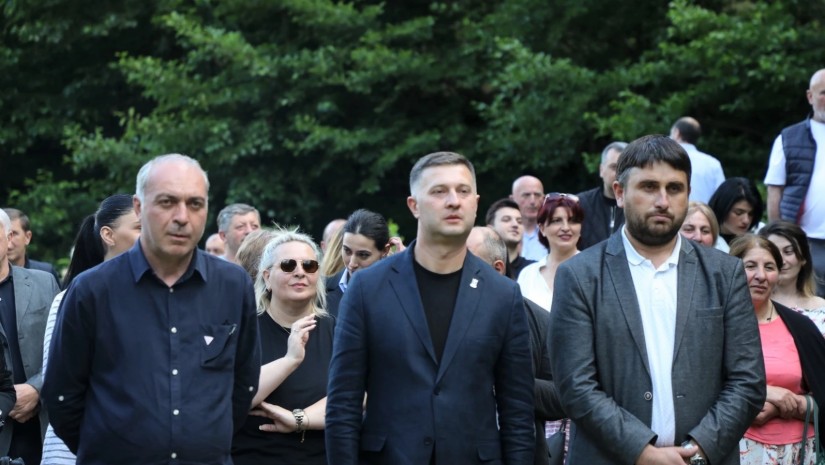 ონის მუნიციპალიტეტში ტურისტული სეზონი ოფიციალურად გაიხსნა.