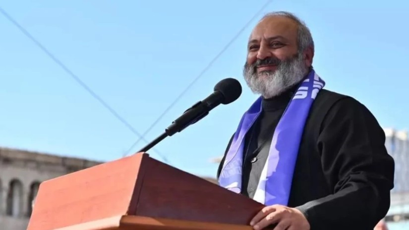 ბაგრატ გალსტანიანი