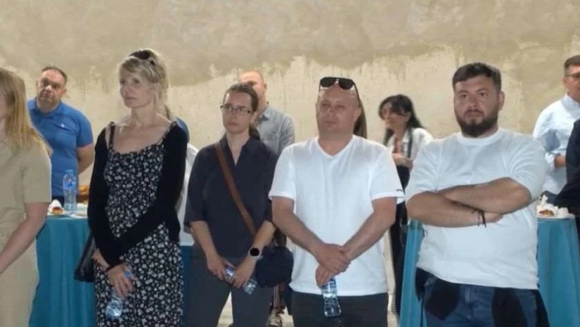 ცხოველთა ჯანდაცვის მსოფლიო ორგანიზაციის ევროპისა და ცენტრალური აზიის წარმომადგენლები ცხოველთა ჯანდაცვის მსოფლიო ორგანიზაციის ევროპისა და ცენტრალური აზიის წარმომადგენლები