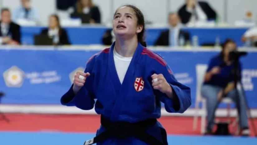 ქეთი რობაქიძწ