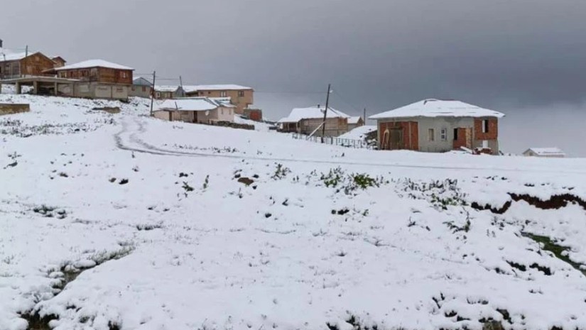 თოვლი ივლისში
