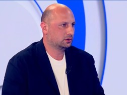 გიორგი ხელაძე