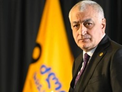 მამუკა ხაზარაძე