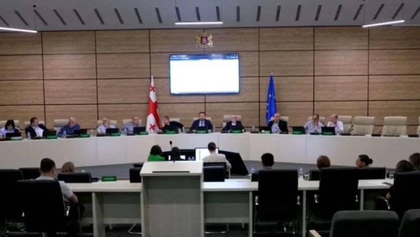 არჩევნები