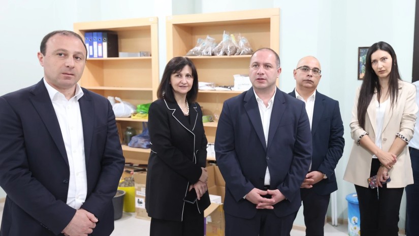 განათლების სამინისტრო