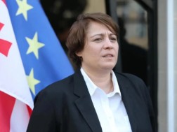 ელენე ხოშტარია