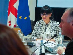 თეა ახვლედიანი