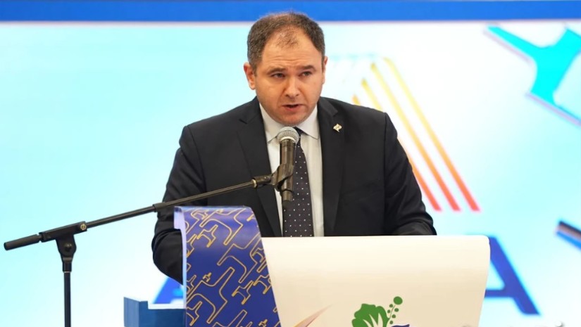 ნიკოლოზ სამხარაძე