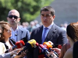 შალვა პაპუაშვილი