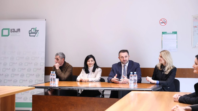 ცესკოს თავმჯდომარე არჩევნებისთვის მზადების პროცესს მარნეულში გაეცნო
