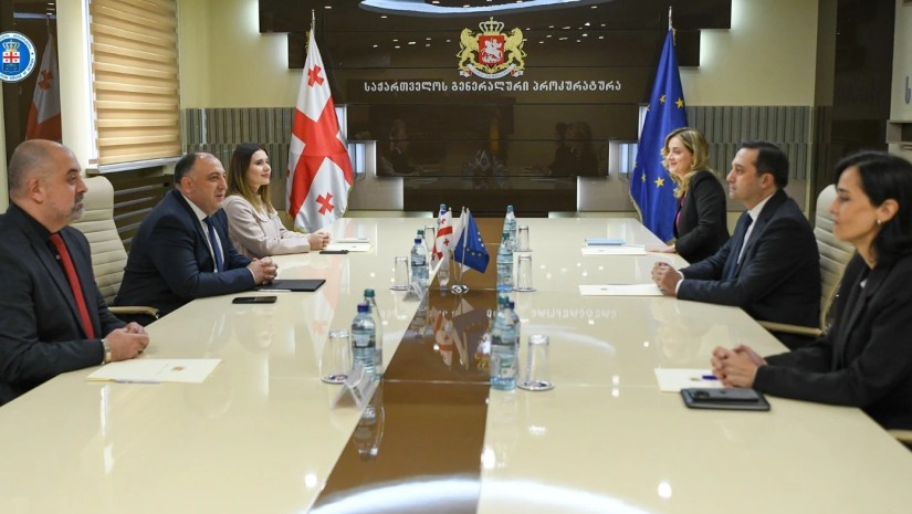 საქართველოს გენერალური პროკურორი გიორგი გვარაკიძე, სახალხო დამცველს ლევან იოსელიანს შეხვდა