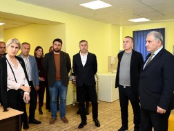 მიხეილ სარჯველაძემ ონში საჩხერის სამედიცინო ცენტრის ფილიალი მოინახულა