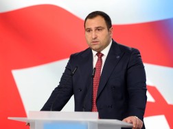 ირაკლი კირცხალია