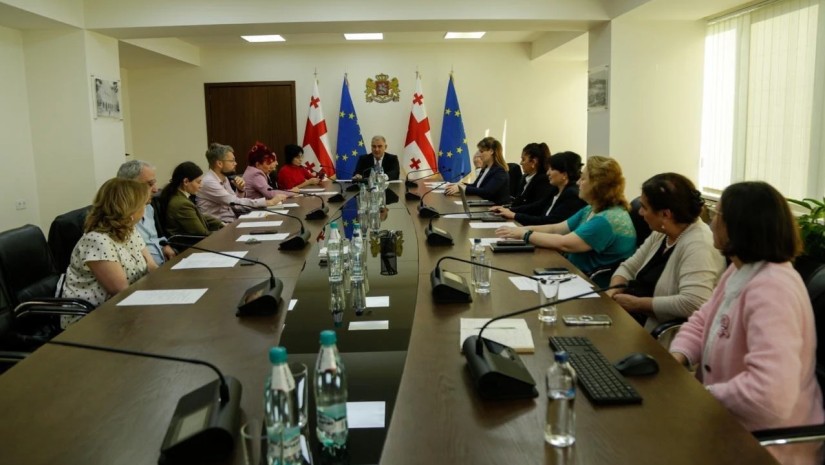სხდომა სხდომა