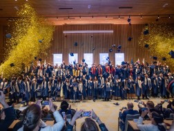 ქუთაისის საერთაშორისო უნივერსიტეტში (KIU) კურსდამთავრებულთა მეორე გამოსაშვები ცერემონია გაიმართა