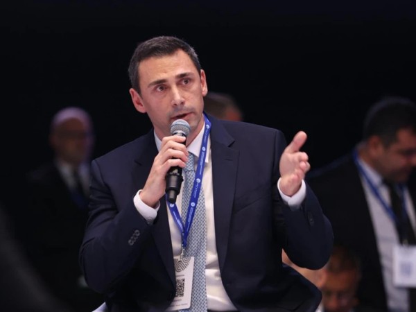 ლაშა აბაშიძე