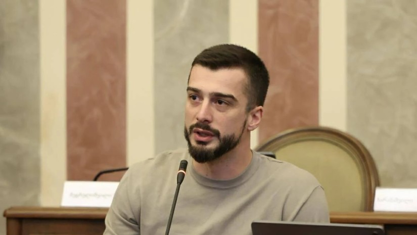 კონსტანტინე ზარნაძს კონსტანტინე ზარნაძს