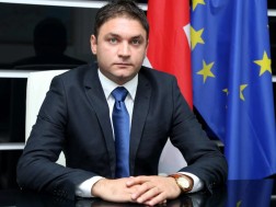 დავით ტაბიძე 