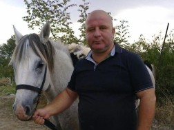 დემურ ღვედაშვილი