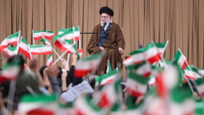 აიათოლა ალი ხამენეი