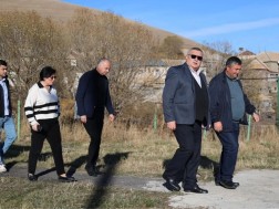 სამცხე-ჯავახეთის მხარეში სახელმწიფო რწმუნებული, მოადგილესთან და ბორჯომის მუნიციპალიტეტის ხელმძღვანელ პირებთან ერთად, სოფელ ტაბაწყურში, მოლითსა და ბალანთაში სასკოლო ინფრასტრუქტურას გაეცნო