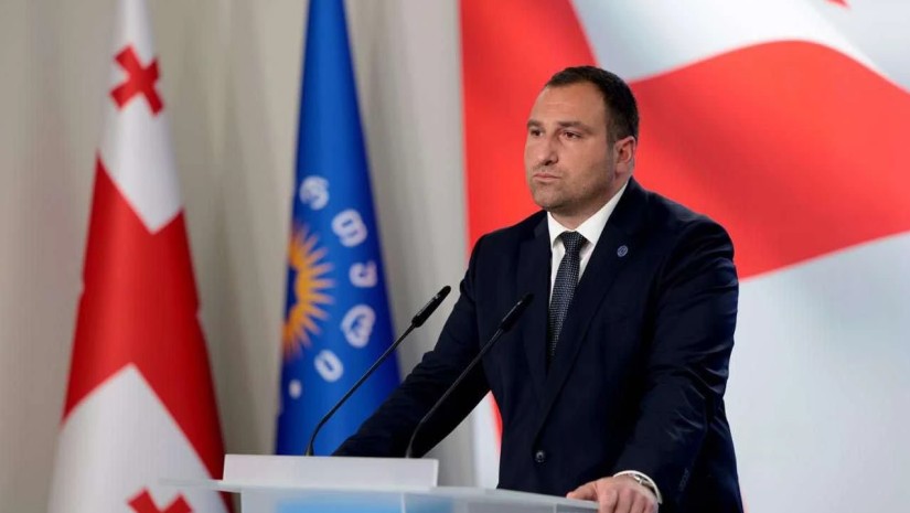 ირაკლი კირცხალია