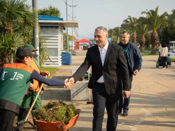 ბათუმის ბულვარის დირექტორი არჩილ ანთაძე მიმდინარე სამუშაოებს გაეცნო ბათუმის ბულვარის დირექტორი არჩილ ანთაძე მიმდინარე სამუშაოებს გაეცნო