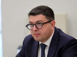 დიმიტრი სამხარაძე