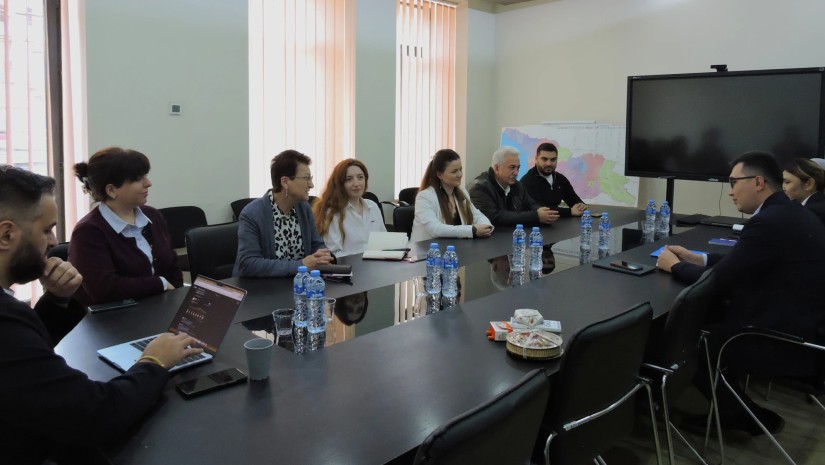 ქართველმა სპეციალისტებმა ყირგიზეთის დელეგაციის წევრებს ბირთვული და რადიაციული უსაფრთხოების მართვის კუთხით საქართველოს გამოცდილება გაუზიარეს