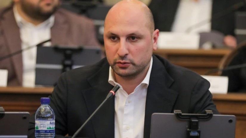 ირაკლი ხელაძე