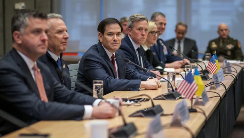 აშშ-ისა და უკრაინის დელეგაციები