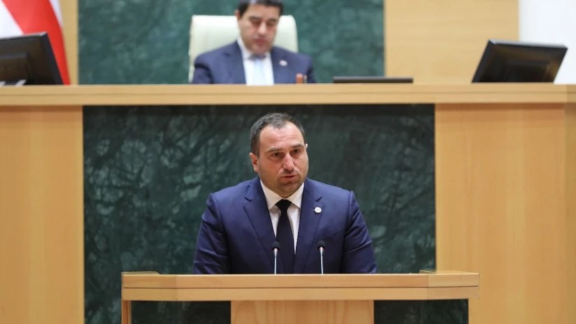 ირაკლი კირცხალია