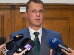 იონუც მოშტიანუ