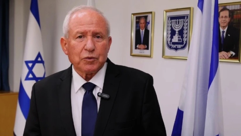 ავი დიხტერი