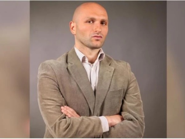 ვახტანგ თოფურია