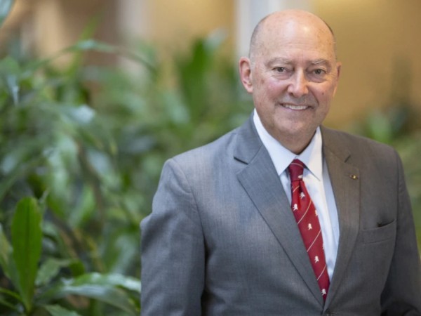 ჯეიმს სტავრიდისი