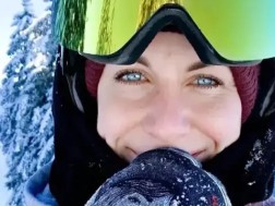 ქალი ქალი