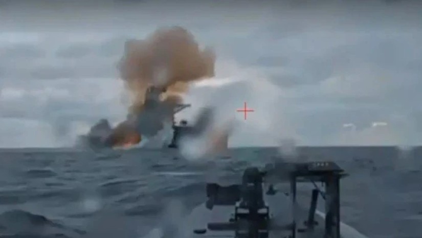 „ჩრდილოვანი ფლოტის“ ტანკერს დრონებით დაესხნენ თავს