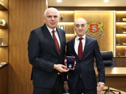 სპორტის მინისტრი სპორტის მინისტრი