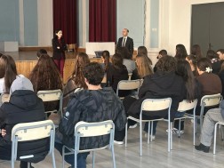 პროკურატურის მიერ ორგანიზებული ანტინარკოტიკული კამპანიის ფარგლებში, ბათუმის N2 საჯარო სკოლის მოსწავლეებთან საინფორმაციო შეხვედრა გაიმართა პროკურატურის მიერ ორგანიზებული ანტინარკოტიკული კამპანიის ფარგლებში, ბათუმის N2 საჯარო სკოლის მოსწავლეებთან საინფორმაციო შეხვედრა გაიმართა