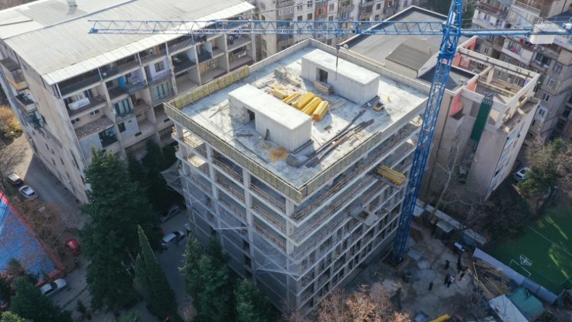 8-სართულიანი საცხოვრებელი კორპუსი