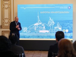 ზურაბ აბაშიძე