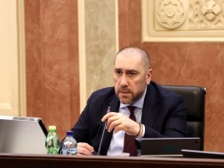 ზურაბ აბაშიძს