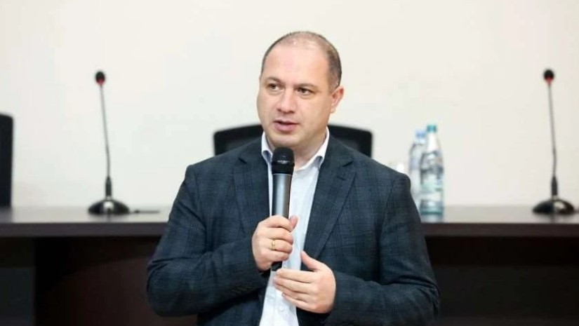 მიქანაძე