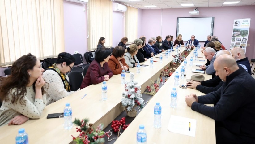 გივი მიქანაძის ხელმძღვანელობით კოლეჯების დირექტორთა საბჭოს მორიგი სხდომა გაიმართა