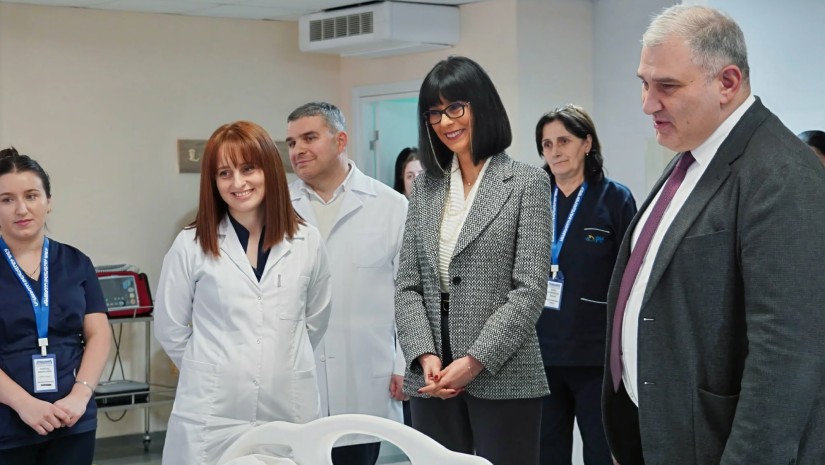 თეა ახვლედიანი