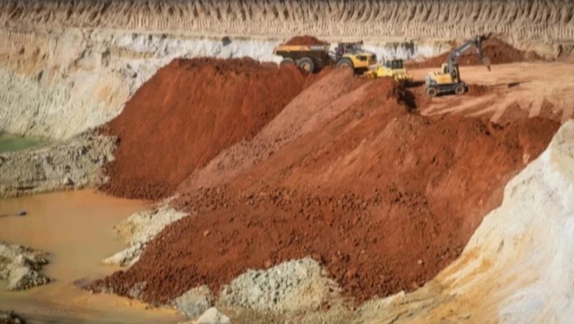 უცხოეთი